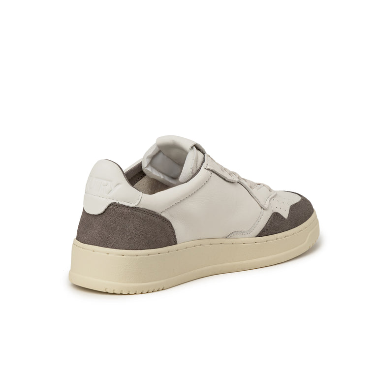 Autry Medalist *Goat / Suede* - 47 / White / Morel - 3