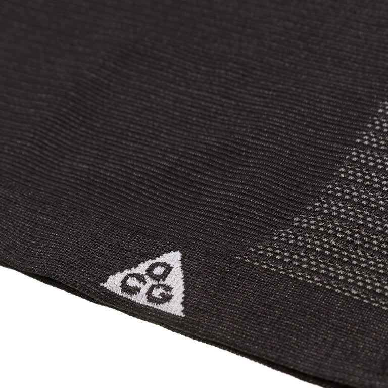 Nike	ACG "Delta River" Dri-Fit ADV Longsleeve Base Layer