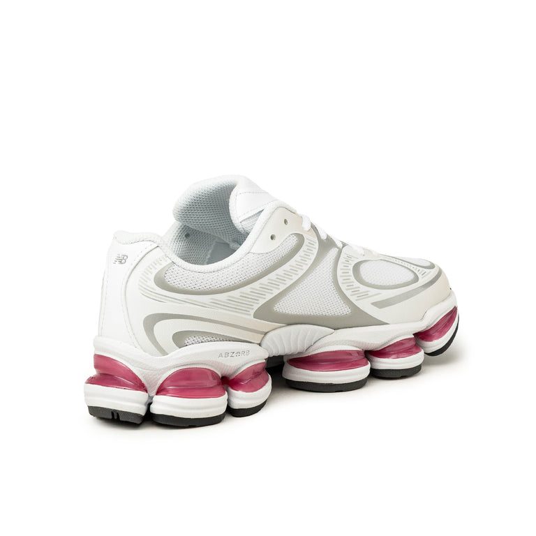 New Balance ABZORB 2000 - 39.5 / White / Pink - 5