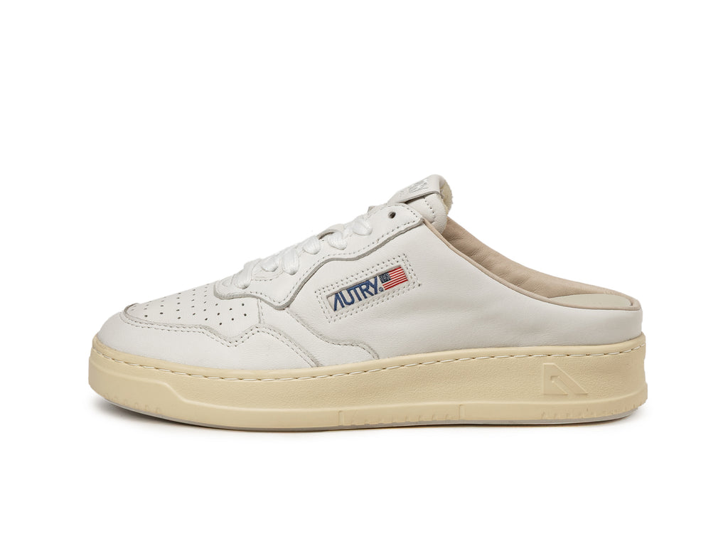 【AUTRY】MEDALIST MULE LOW スニーカー Autry Medalist Mule Sneakers In White And Silver Leather