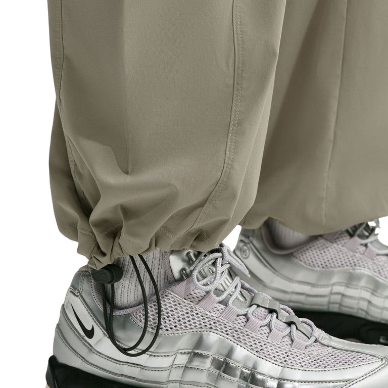 Nike	Tech Helios Dri-Fit Pants - XL / Light Army / Black - 4