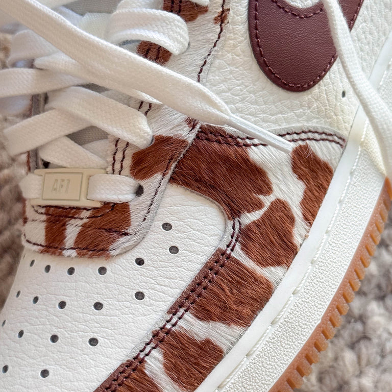 Nike Wmns Air Force 1 '07 *Cow* onfeet