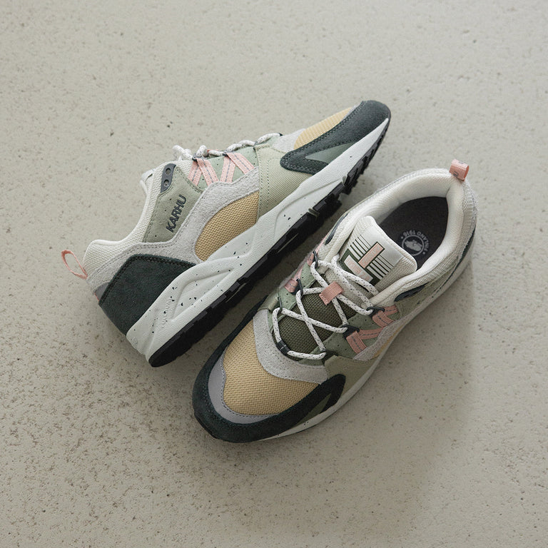 Karhu Fusion 2.0 onfeet