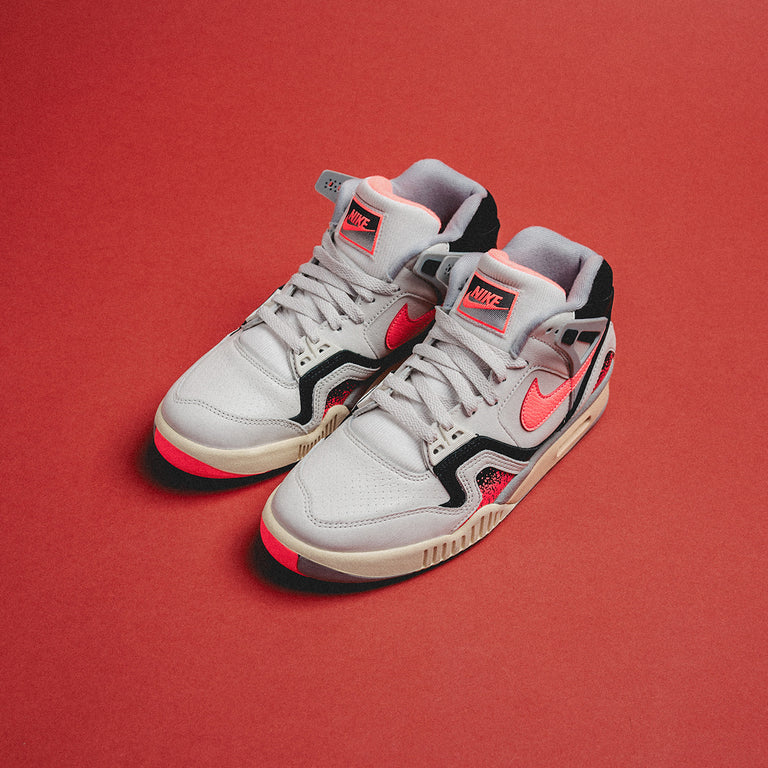 Nike Air Tech Challenge 2 onfeet