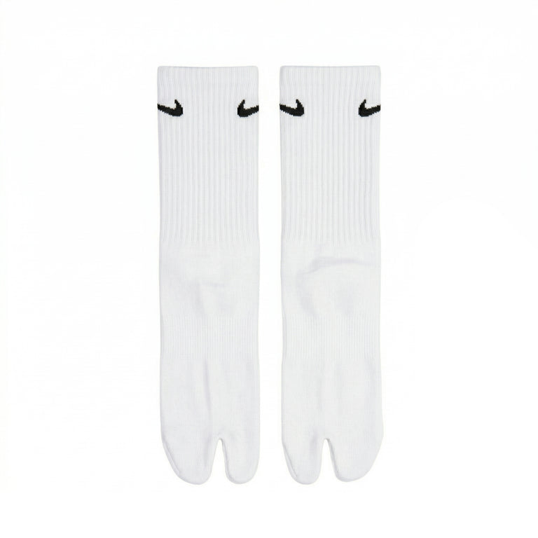 Nike	Everyday Plus Tabi Socks - S / White / Black - 2