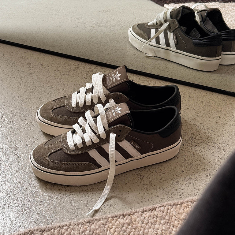 Adidas Samba ST onfeet