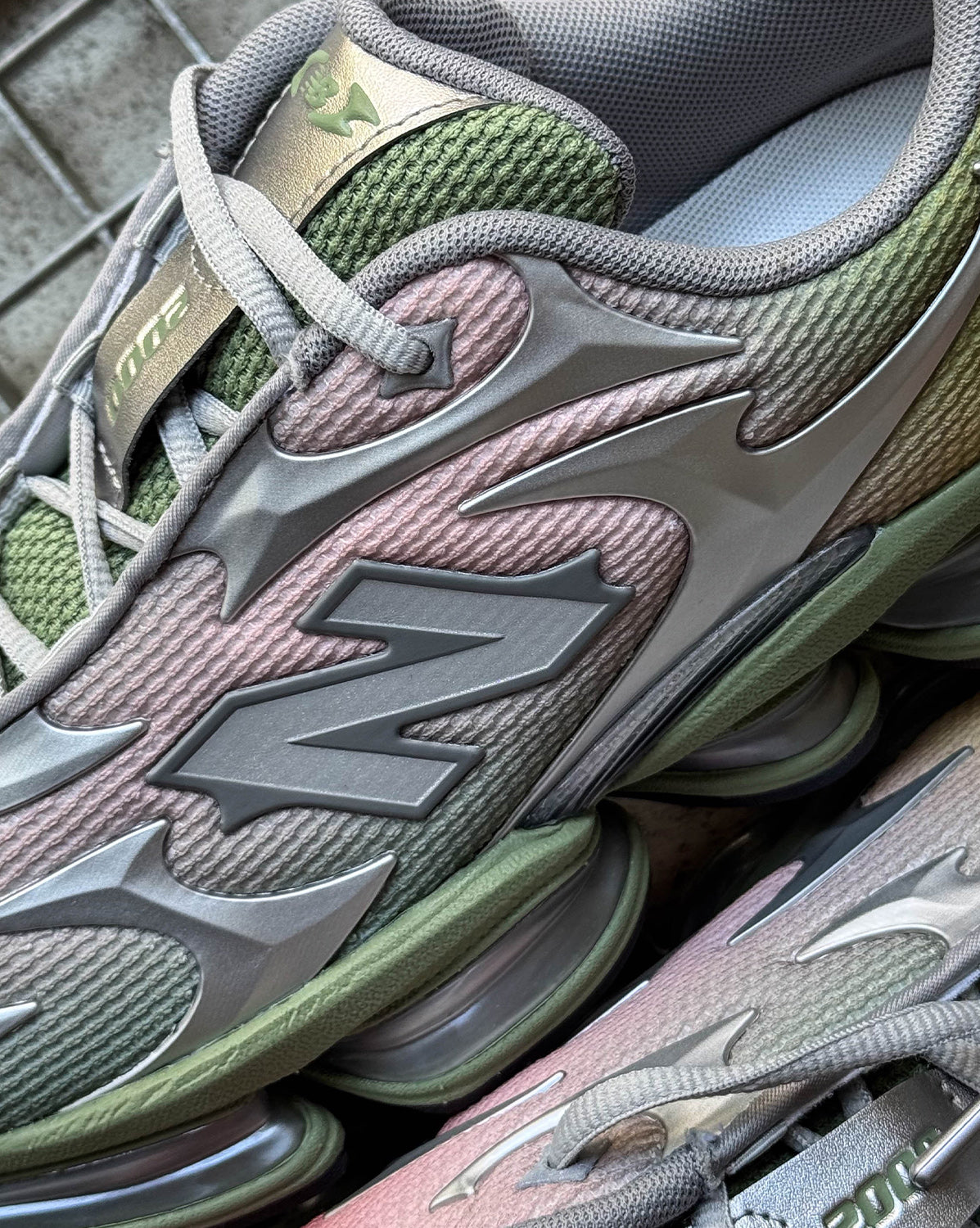 New Balance ABZORB 2000 W Sneaker » Buy online now!