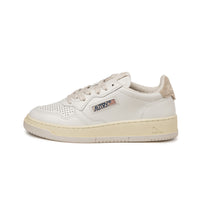 【関税&送料込】Autry Medalist Sneakers mUKxQvNC2jFNwQyjkAf7_PTLWWB54-