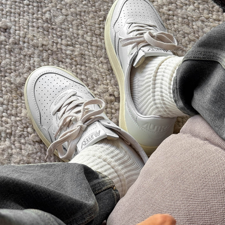 Autry Medalist W onfeet