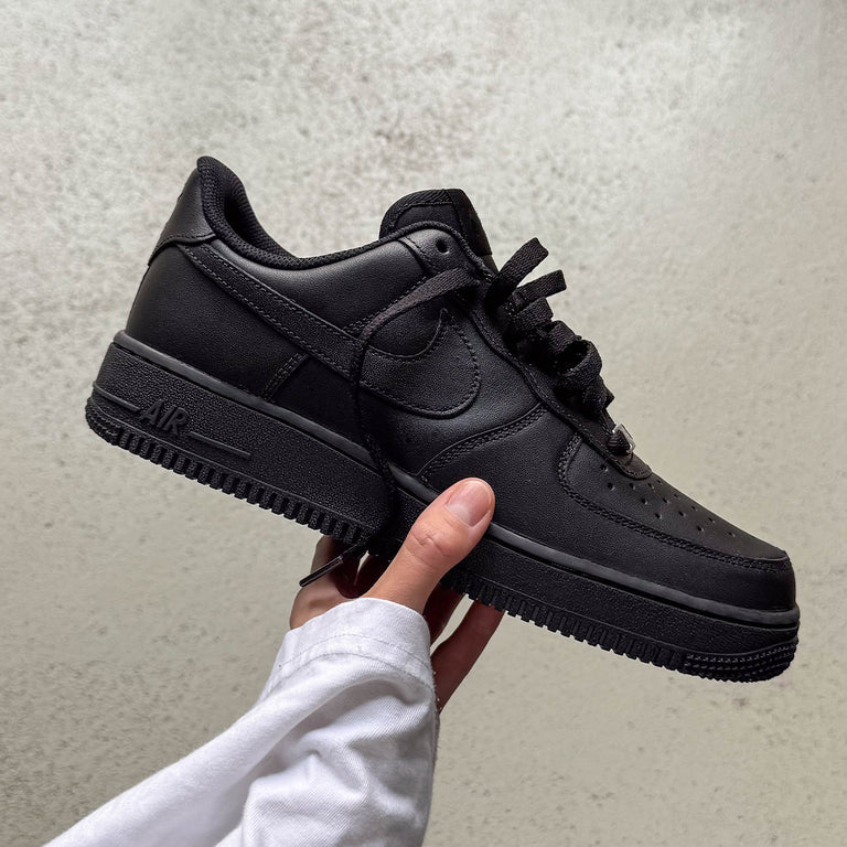 Nike Air Force 1 '07 onfeet
