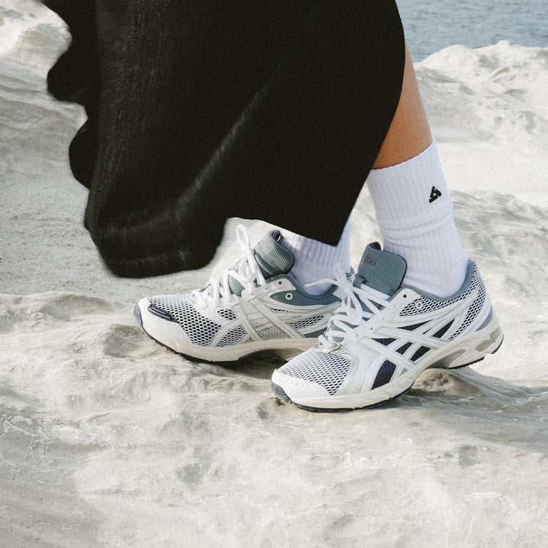 Asics GEL-DS Trainer 14 onfeet