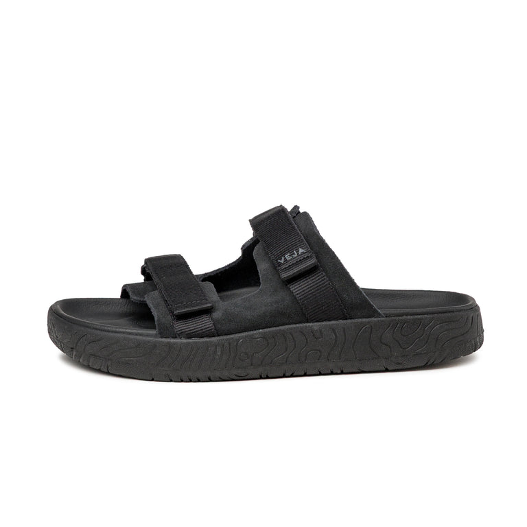 Veja Arpoador - 46 / Full Black
