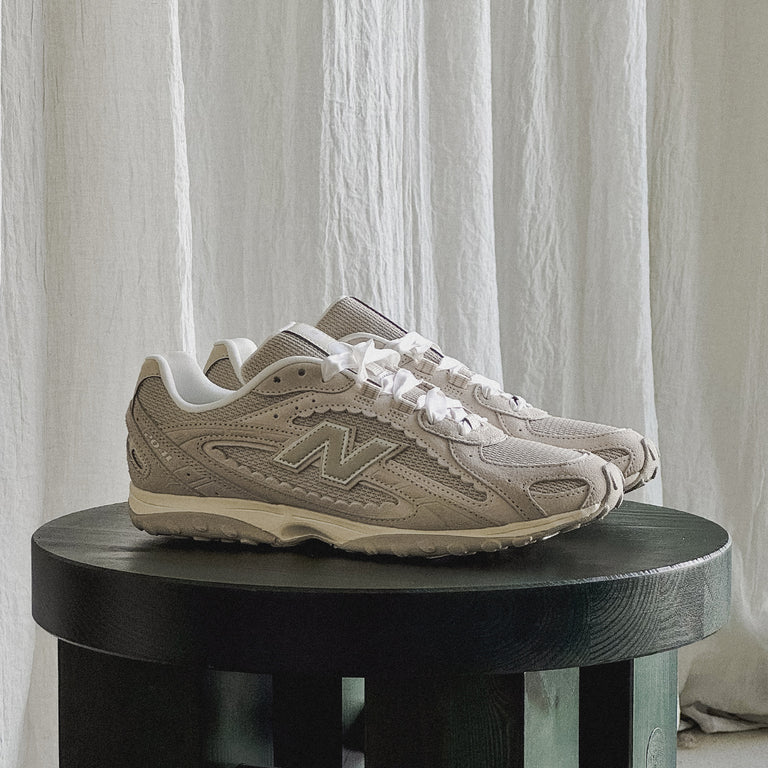 New Balance 204L onfeet