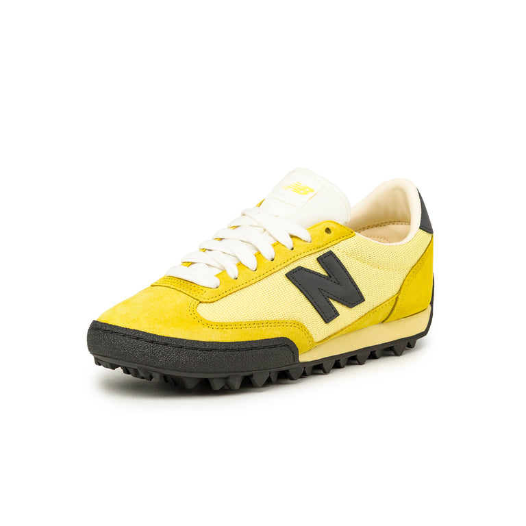 New Balance Gator Run - 44 / Apollo Gold / Black - 6