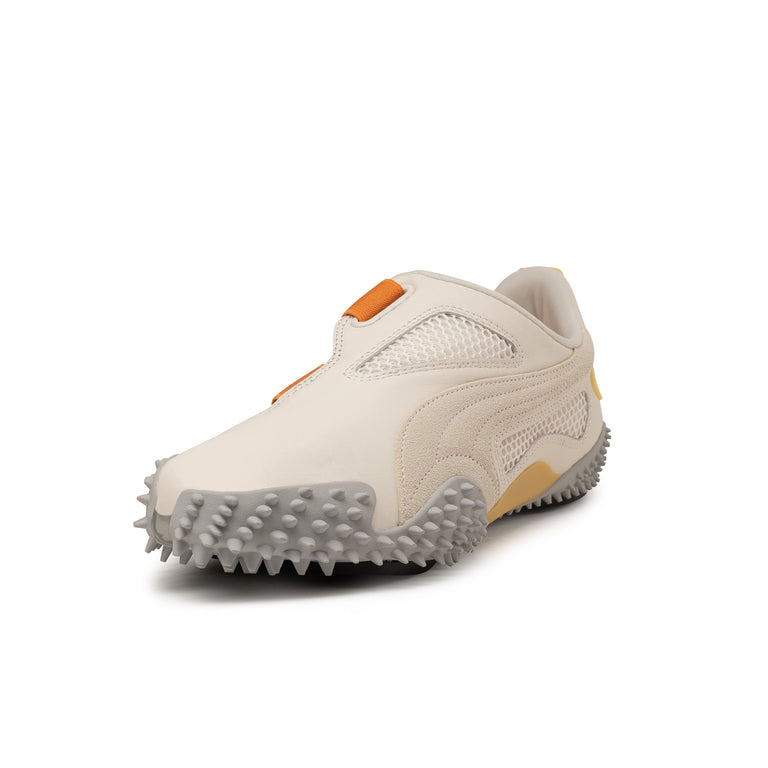 Puma Ur Mostro Communication
