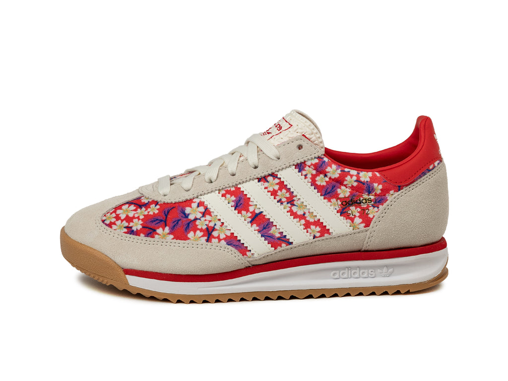 ufp5pe2r9dLsYNGejaxg-JQ8382-