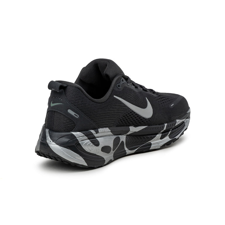 Nike Vomero 18