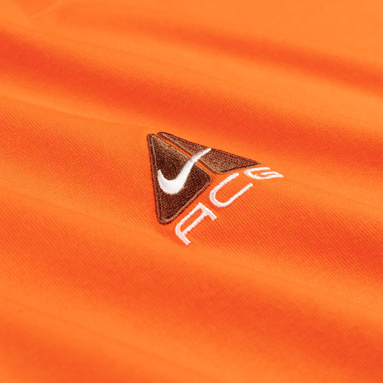 Nike	ACG Lungs Tee - S / Safety Orange - 3
