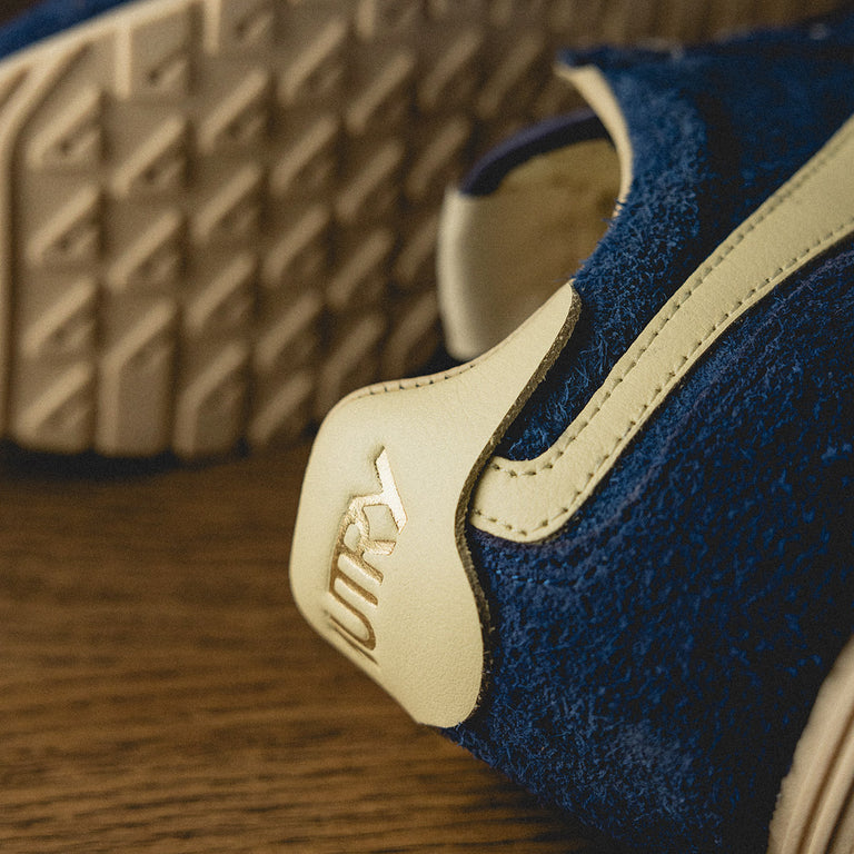 Autry Windspin *Suede / Leather* onfeet