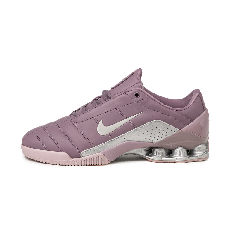 Nike Wmns Total 90 Shox Magia QS - 36.5 / Taupe Grey / Metallic Silver / Light Violet Ore
