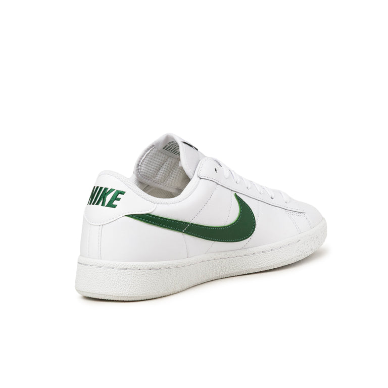 Nike	Tennis Classic CS - 44.5 / White / White / Gorge Green - 3
