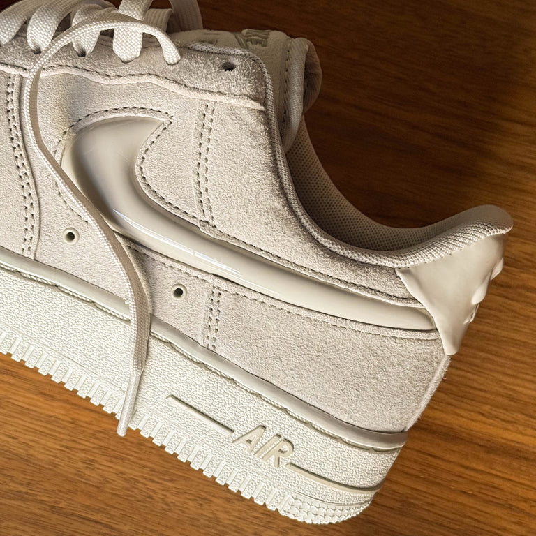 Nike Wmns Air Force 1 '07 onfeet