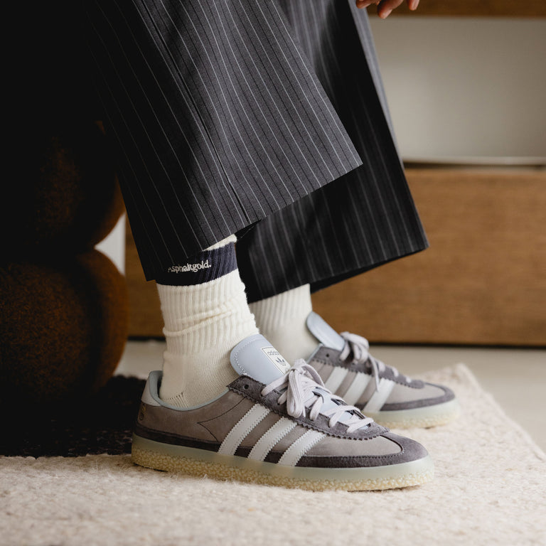 Asphaltgold 2-Pack Crew Socks (Off White / Iron) onfeet