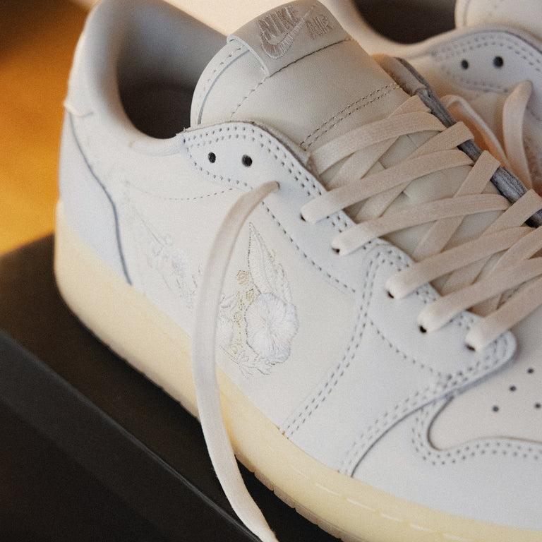 Nike Air Jordan 1 Retro Low OG *Floral Swoosh* onfeet