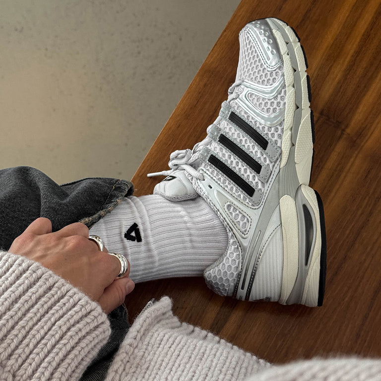 Adidas Adistar Control 5 onfeet