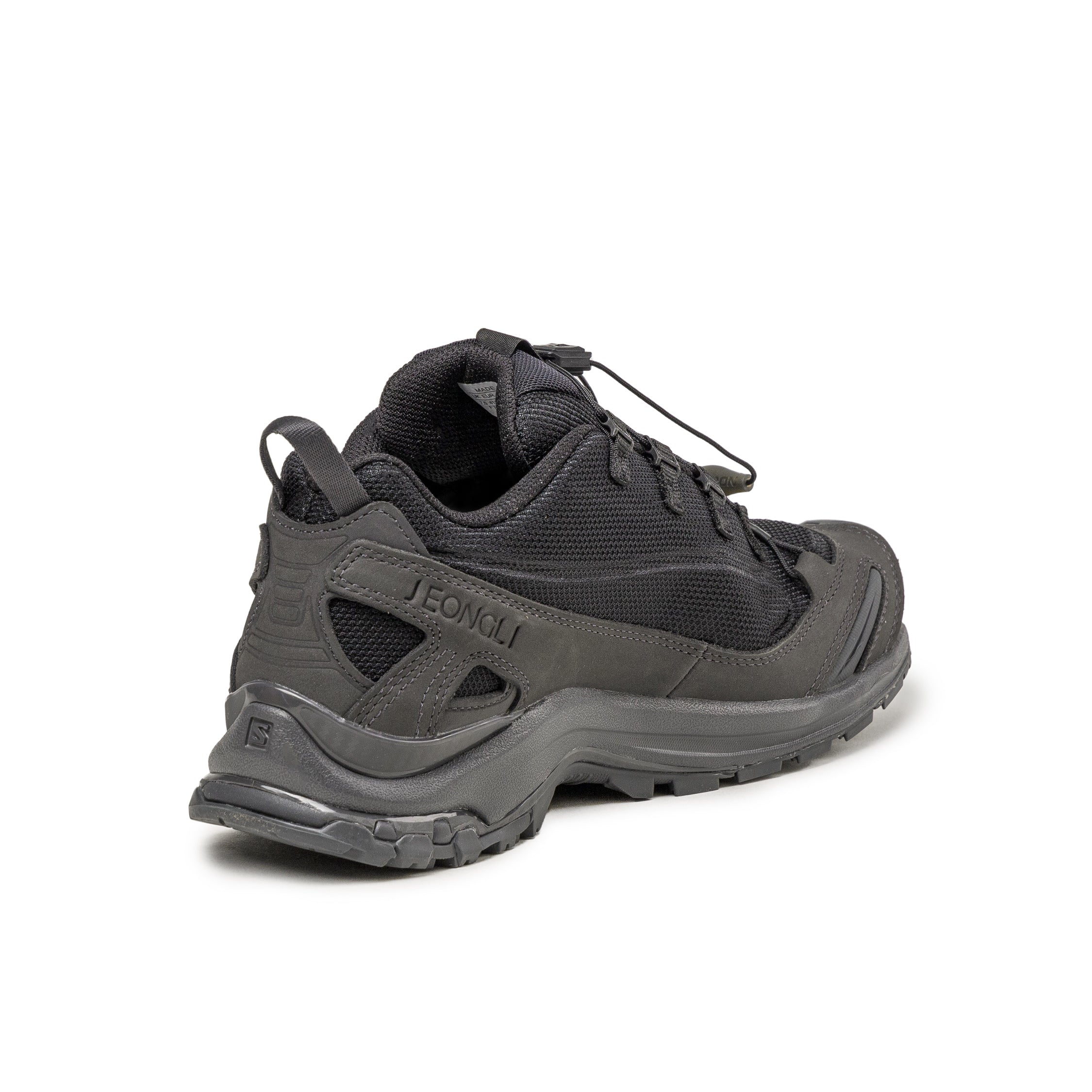 スニーカー Salomon \"XA PRO 3D JEONGLI\" Sneakers Salomon - XA Pro 3D Jeong Li Sneakers in Black, Asphalt and