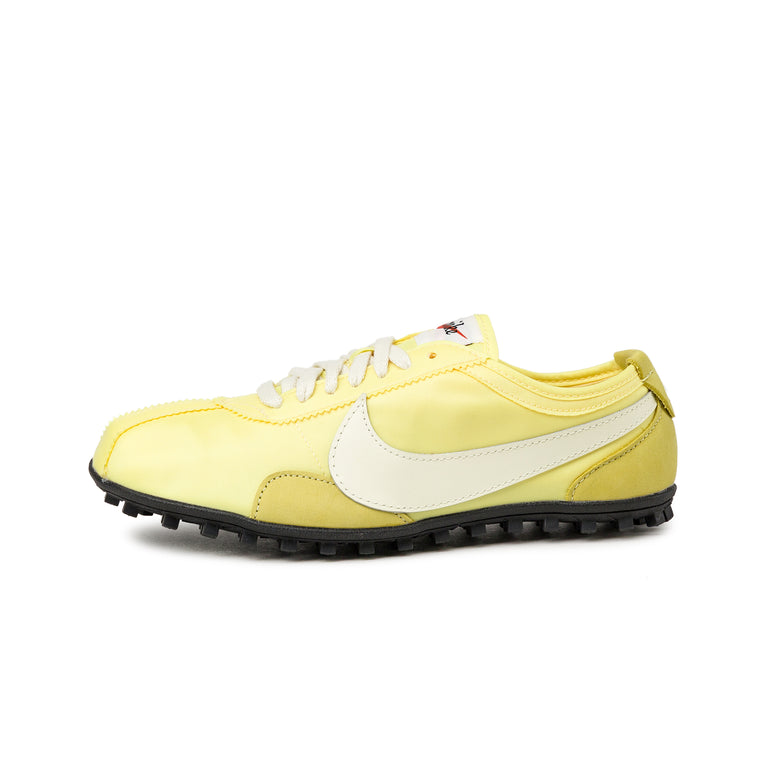 Nike Wmns Moon Shoe OG - 35.5 / Soft Yellow / Soft Pearl / Black
