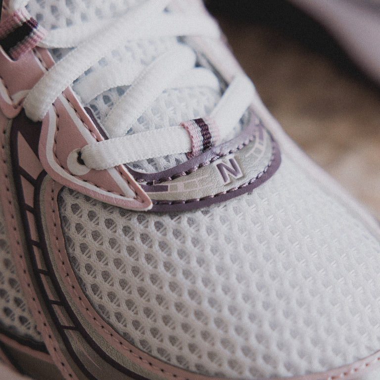 New Balance U740PK2