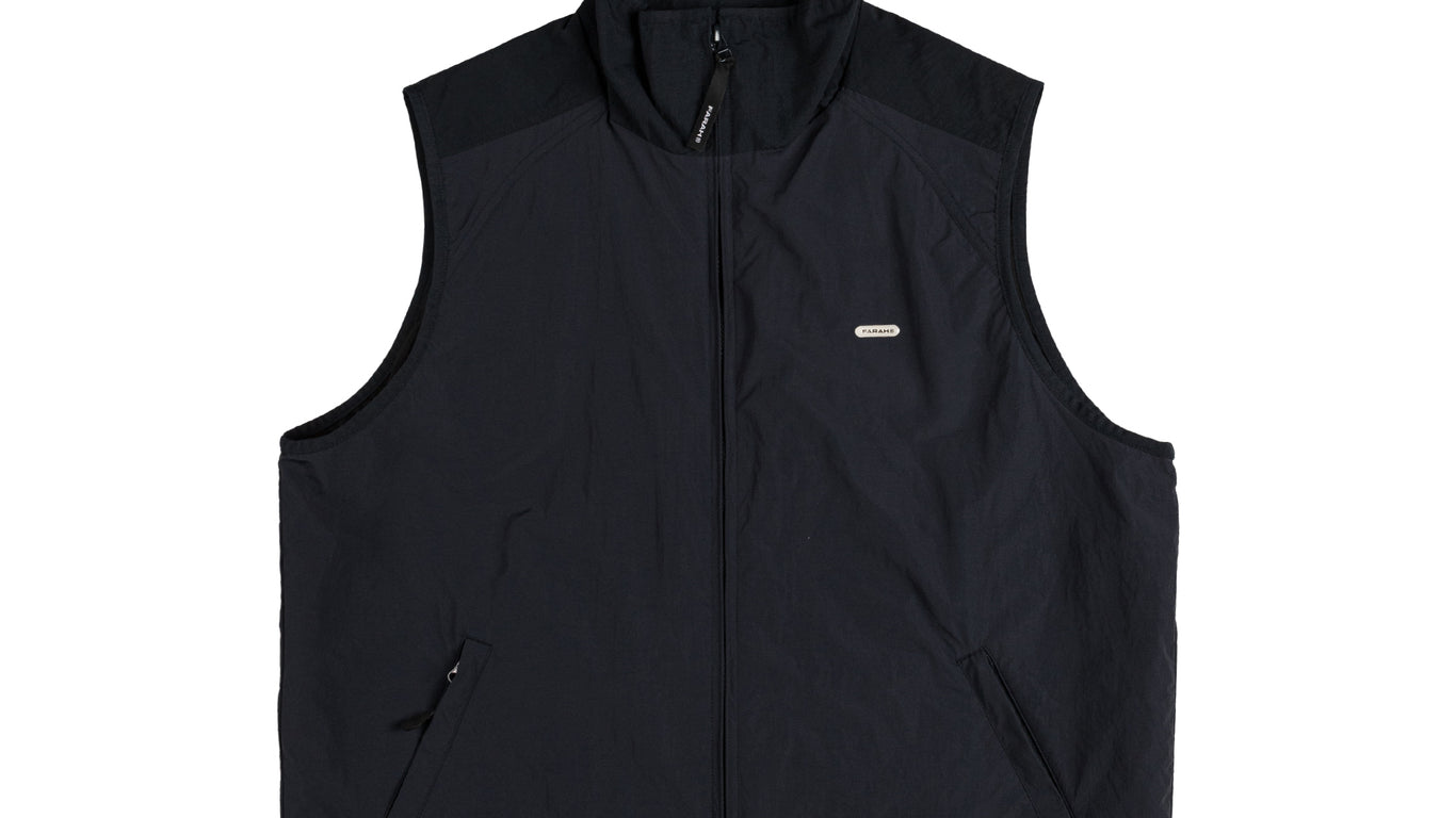 トップス [FARAH] Nylon Zip Up Vest FARAH|ファーラー】ナイロンジップアップベスト(NAVY) 公式通販