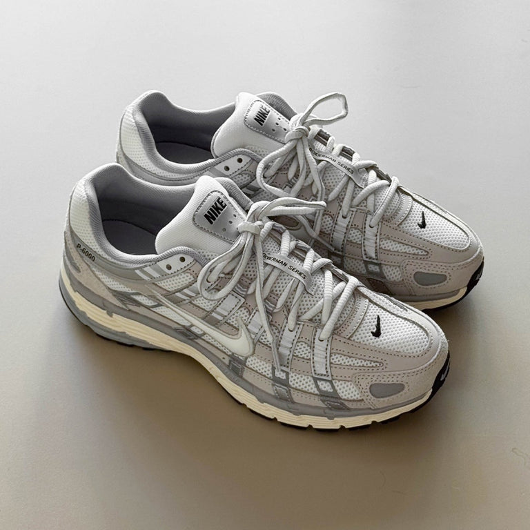 Nike Sneaker