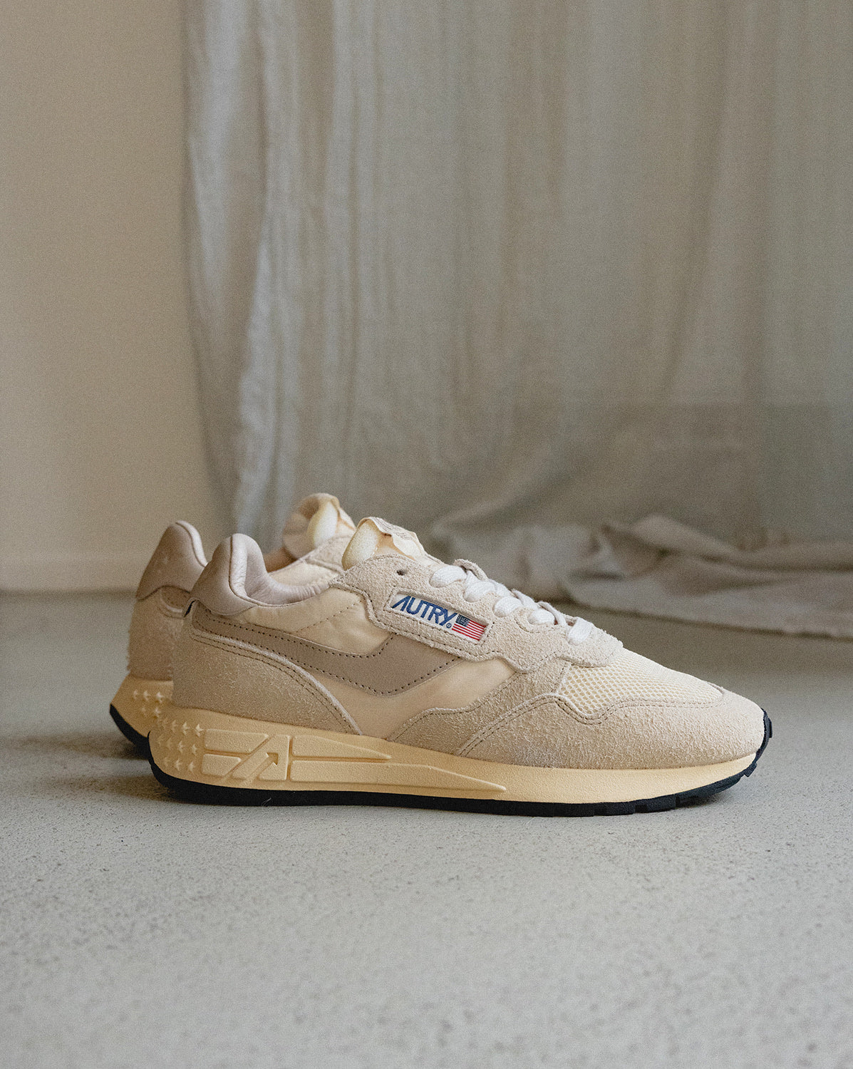 Autry Reelwind Low W *Suede / Net* Sneaker » Buy online now!