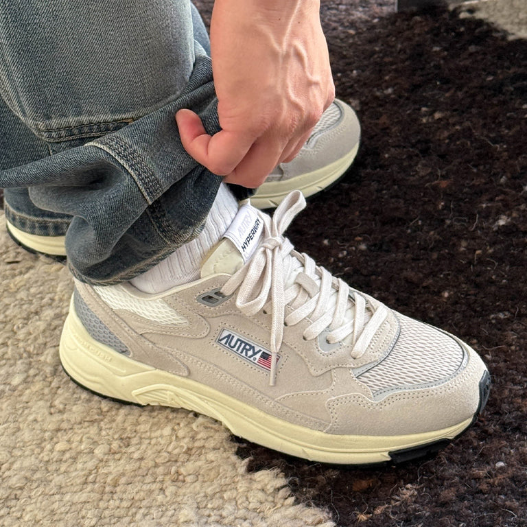 Autry Hyperway  *Suede / Mesh* onfeet