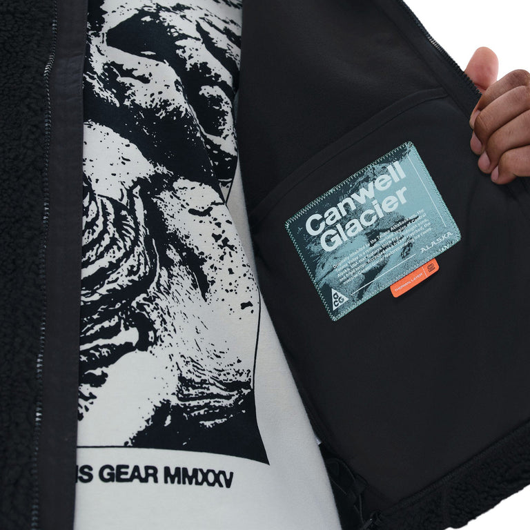 Nike	ACG *Canwell Glacier* Therma-FIT ADV Gilet - XL / Black / Black / Summit White - 6
