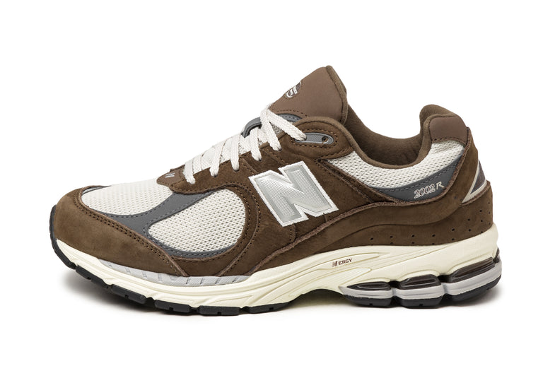 New Balance M2002RHS onfeet