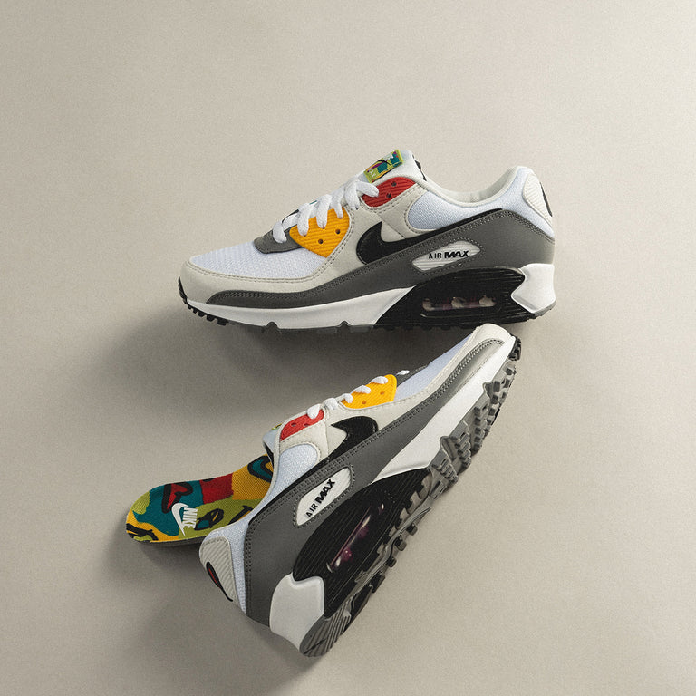 Nike Air Max 90 onfeet