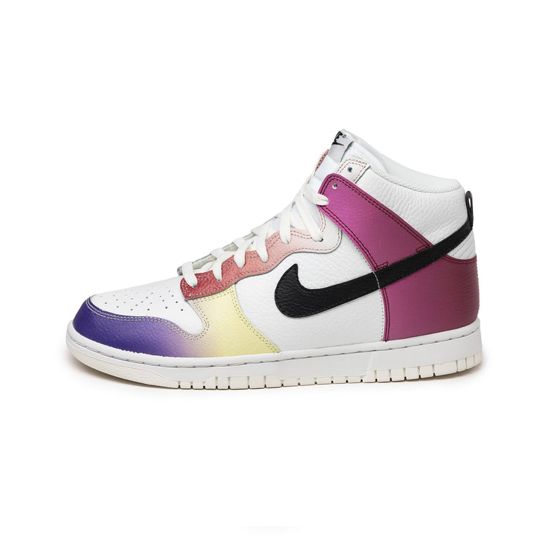 Nike Wmns Dunk High – buy now at Asphaltgold Online Store!