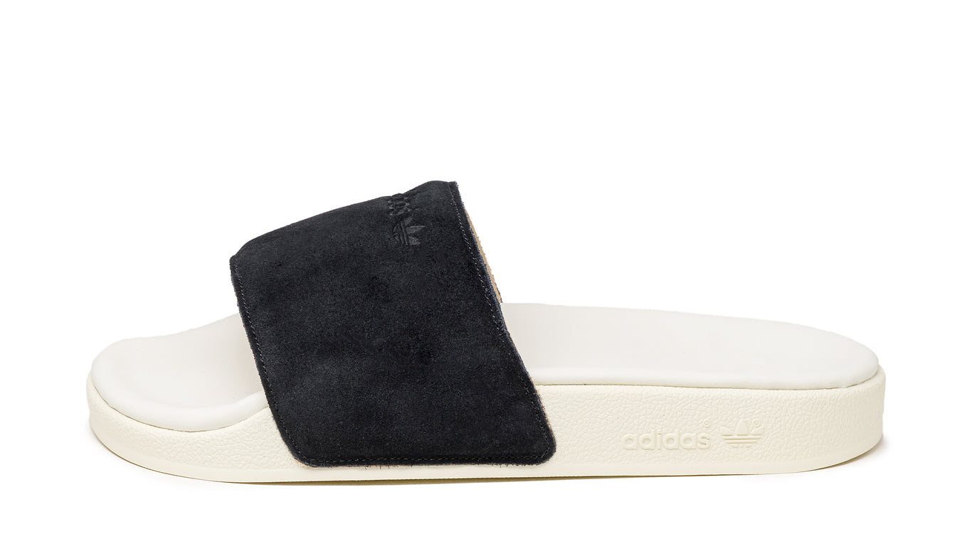 Adidas Adilette – buy now at Asphaltgold Online Store!