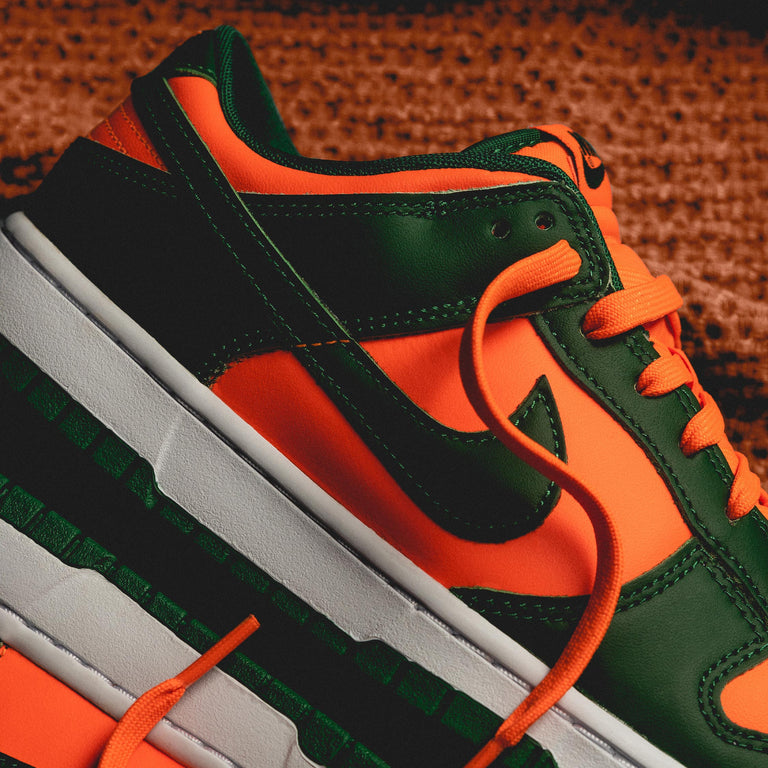 Dunk Low Retro Hurricanes* – buy now at Asphaltgold Online Store!