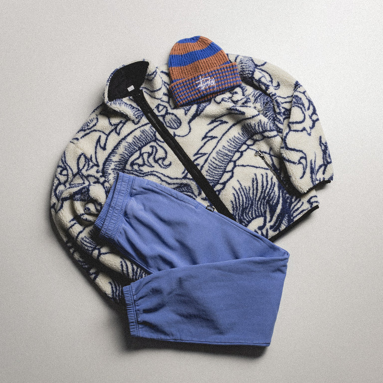 Stussy Dragon Sherpa Jacket – buy now at Asphaltgold Online Store!