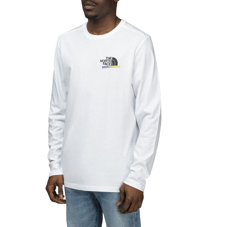 The North Face Essential Graphic Longsleeve Tee