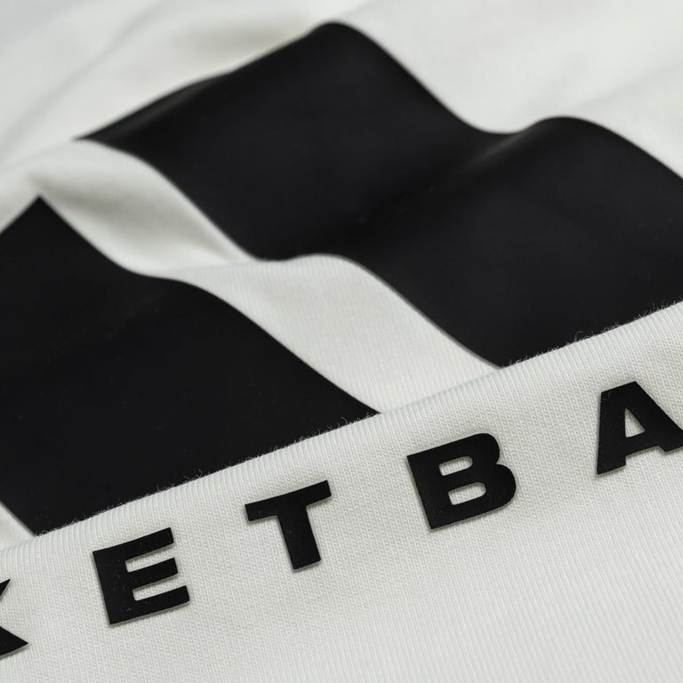 Adidas Basketball Longsleeve Tee onfeet