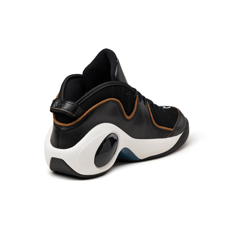 Nike Air Zoom Flight 95 onfeet