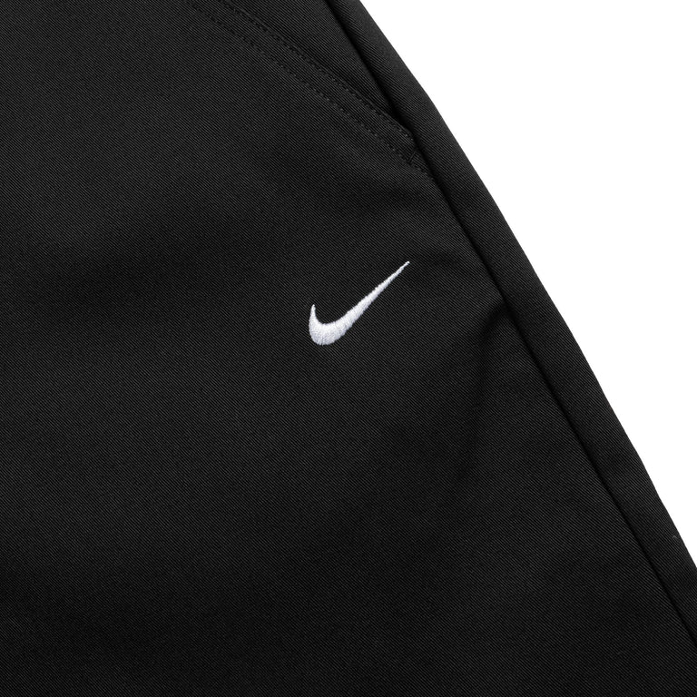 Nike Life Chino Pant – buy now at Asphaltgold Online Store!