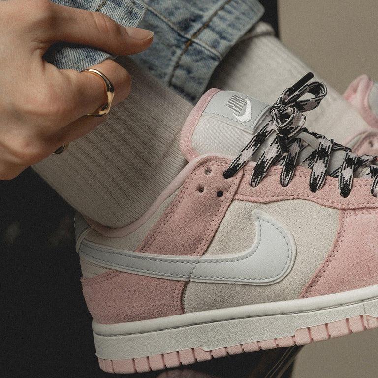 Nike Wmns Dunk Low LX *Pink Foam* – buy now at Asphaltgold Online ...